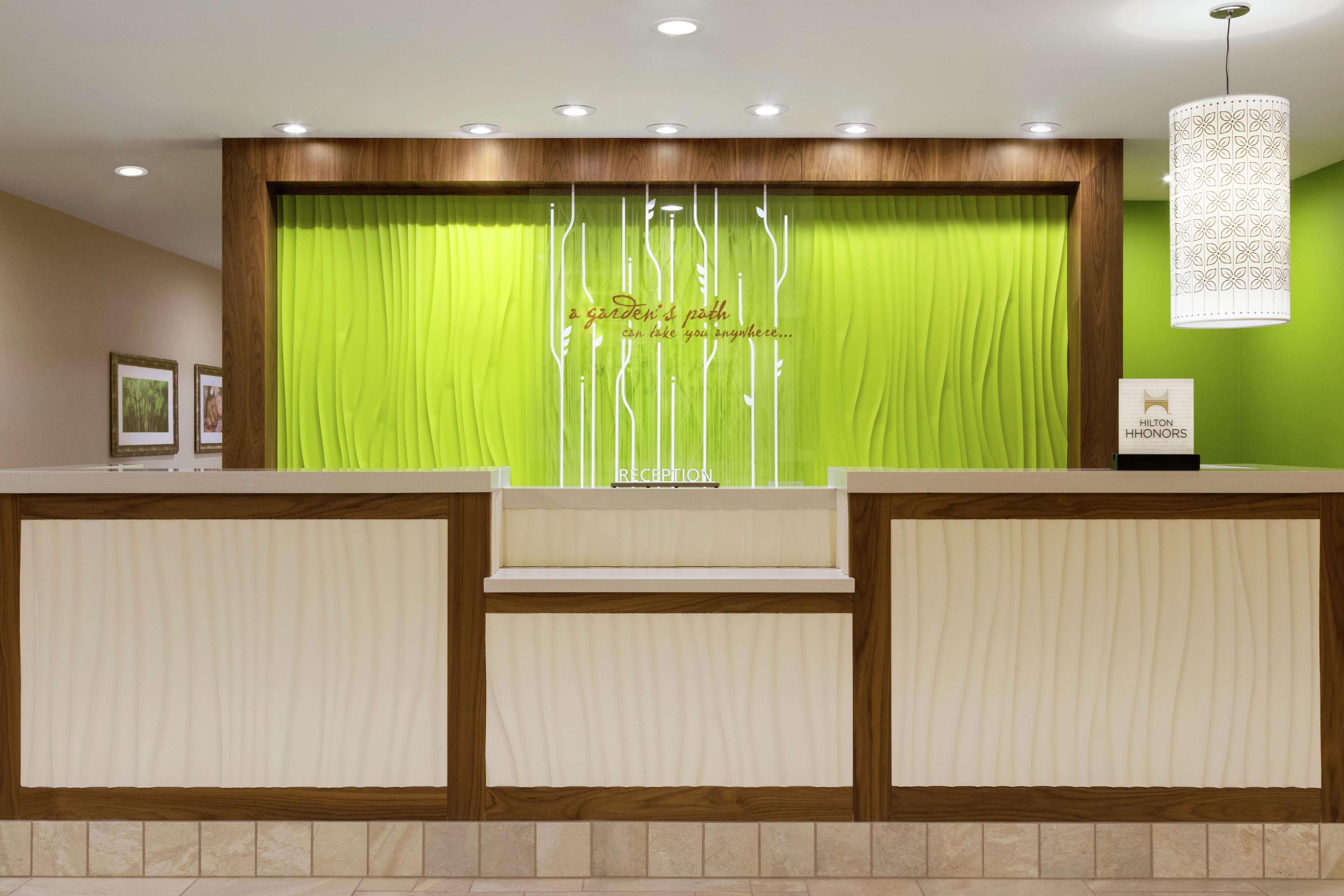 Hilton Garden Inn Medford Exterior photo